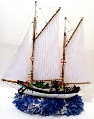 George Passi, Triton - Pearl & Trochus Shell Luggers, 2011, 22 x 22 x 11 cm