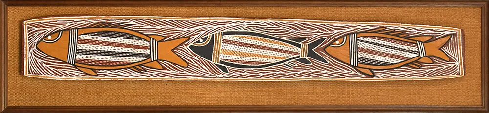 Don Gundinga, Three Fish*, natural earth pigments on bark, 122 x 18 cm