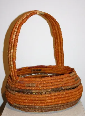 Elizabeth Ngumabuy, Basket, 32 x 37cm