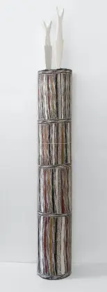 Buwathay Munyarryun, Gomulu, 2018, 113 x 15 cm
