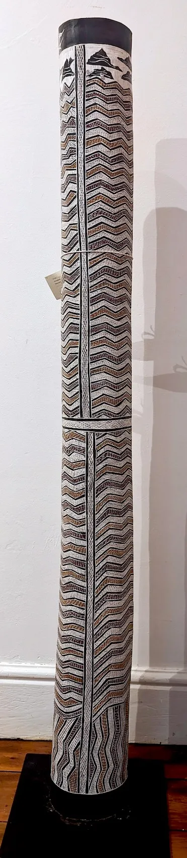 Djarrayan Wunungmurra Gupaniny, Untitled, 2023, 148 x 14 x 14 cm