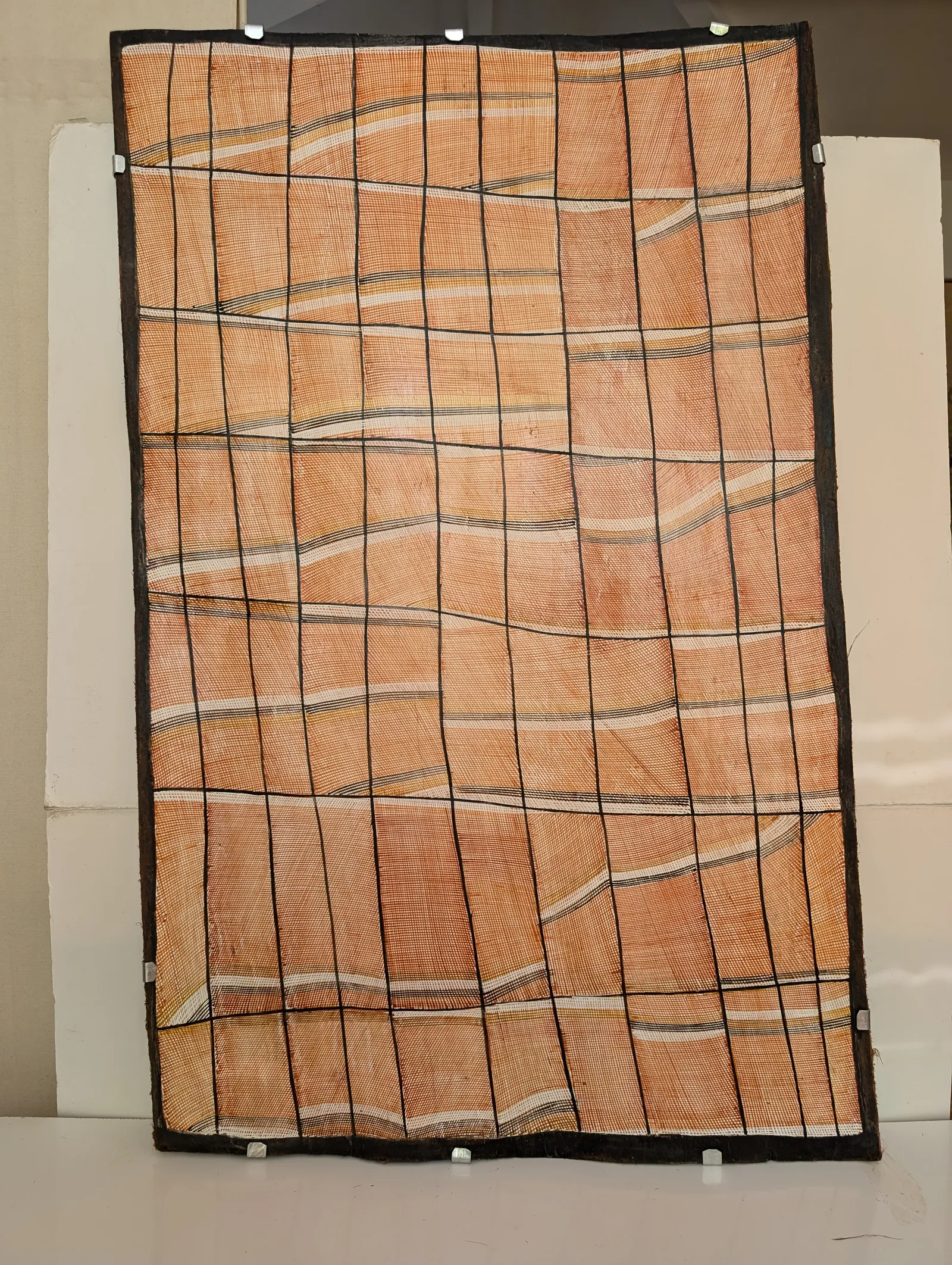 Semeria Wurrkidj, Mardayin, 2009, natural earth pigments on bark, 123 x 77 cm