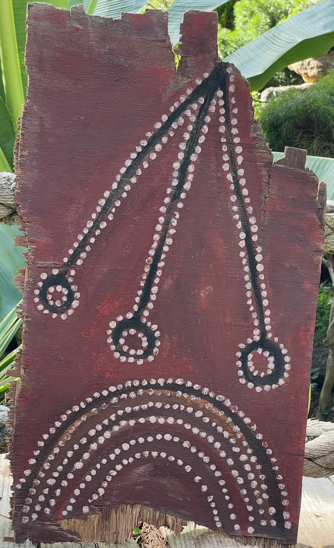 Paddy (Jampin) Jaminji, Hills of Bedford Station, c.1977-1983, natural earth pigments on canvas, 70 x 40 cm (irregular)