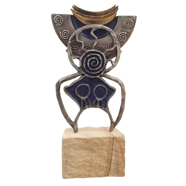 Rick Roser, Wandjina 1 The Initiated Women, cast aluminium with marble base, 30 x 60 x 10 cm