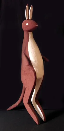 Steven Yunkaporta, Wallaby, 2006, 75 x 46 x 24 cm