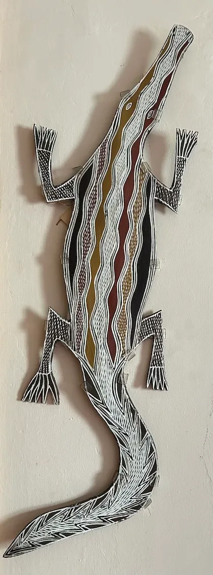 Yirrkala NT Artist Unknown, Dagayal Crocodile, 2010, natural earth pigments on bark, 90 x 30 cm