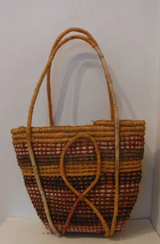 Roselyn Malngumba, Hand Bag, 2009, 52 x 30 x 15 cm