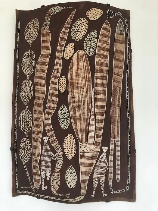 Mick Kubarkku, Mimi Spirits and File Snakes, natural earth pigments on bark, 77 x 48 cm